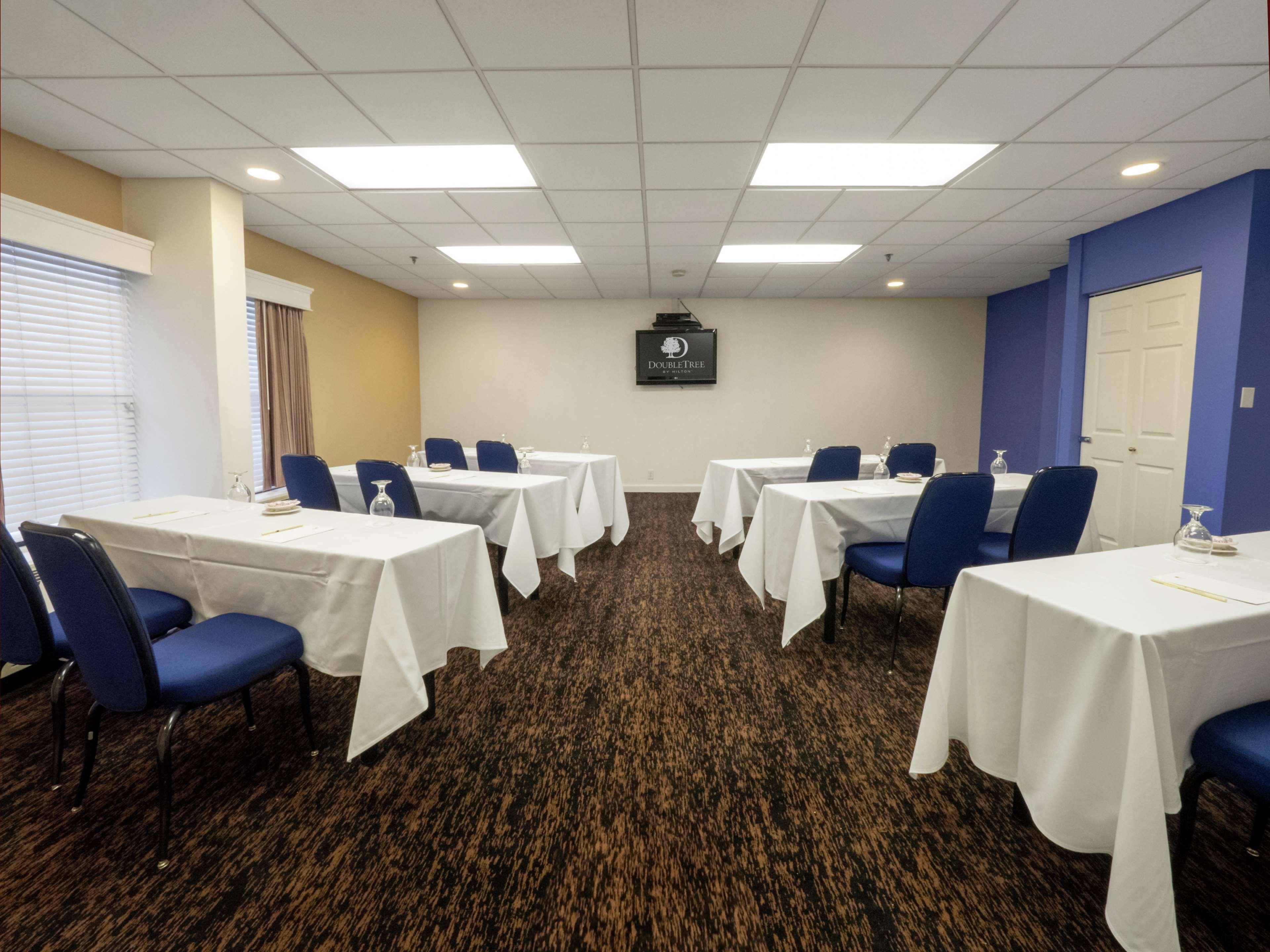 Doubletree By Hilton Buffalo-Amherst Exterior foto